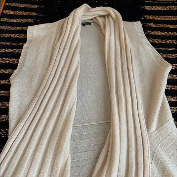 Amici Cream 100% Cashmere sleeveless cardigan tunic - Picture 9 of 9